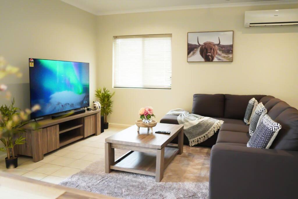 Top End Marvel -Darwin'S Premier 3-Br Luxury Apt Exterior photo